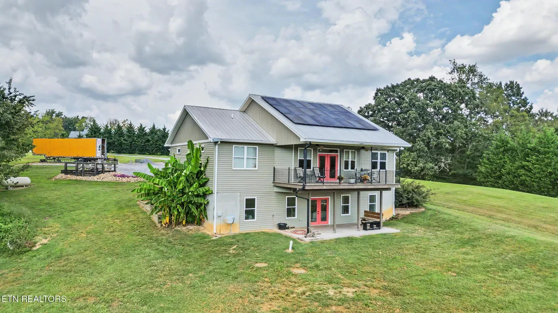 Photo of 1090 Shell Rd