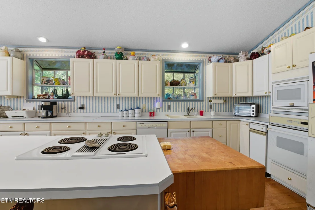Photo of 1356 Jayell Rd