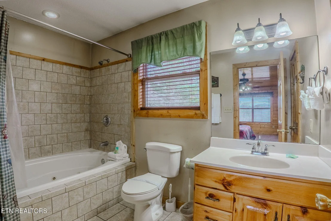 Photo of 4170 Chamberlain Lane