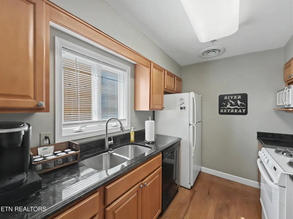 Photo of Unit UNITB301 at 609 River Place Way