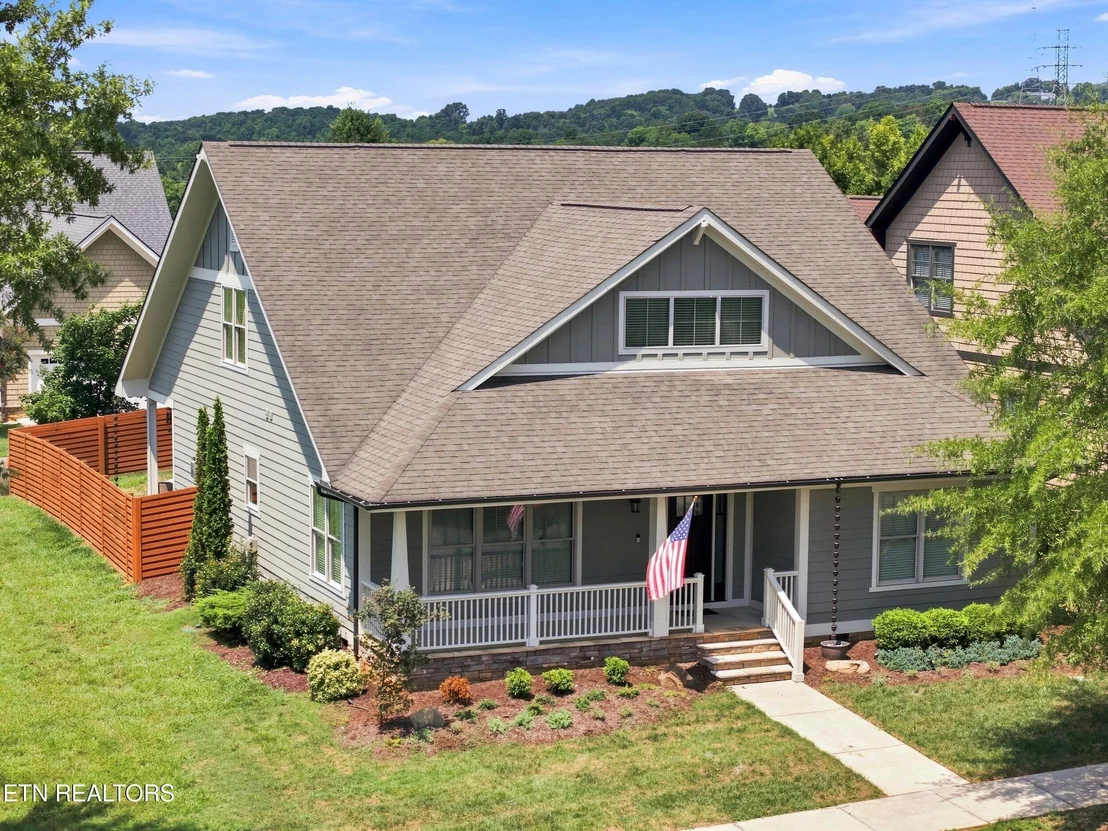 Photo of 484 Bobcat Run Drive