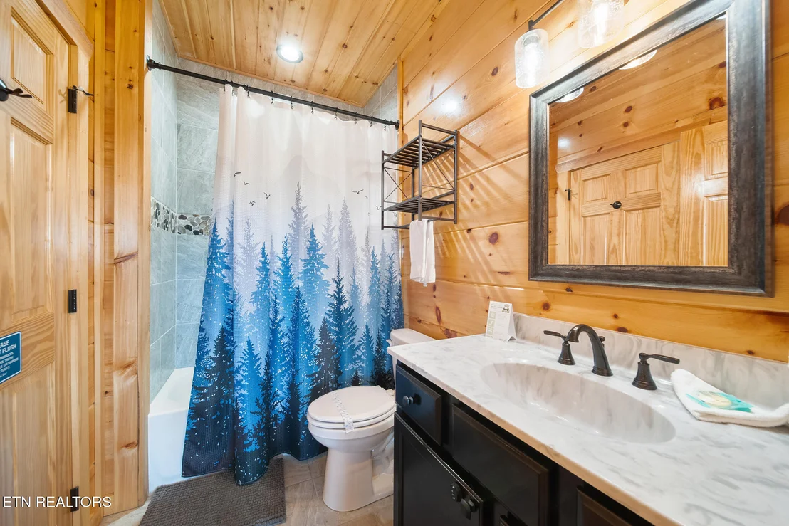 Photo of 1120 N Trail Drive