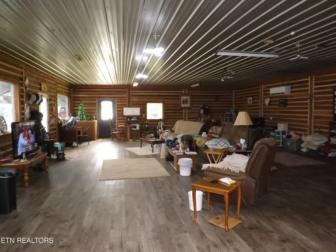 Photo of 5075 E Highway 25E