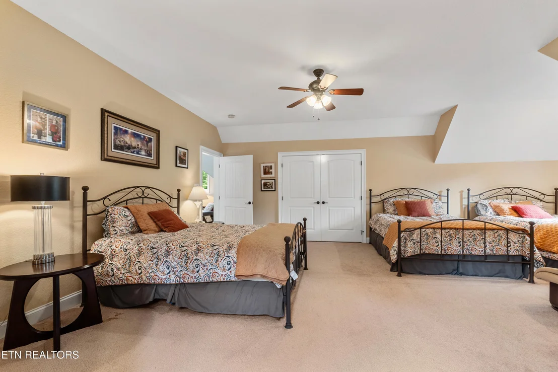 Photo of 106 Sunshine Way