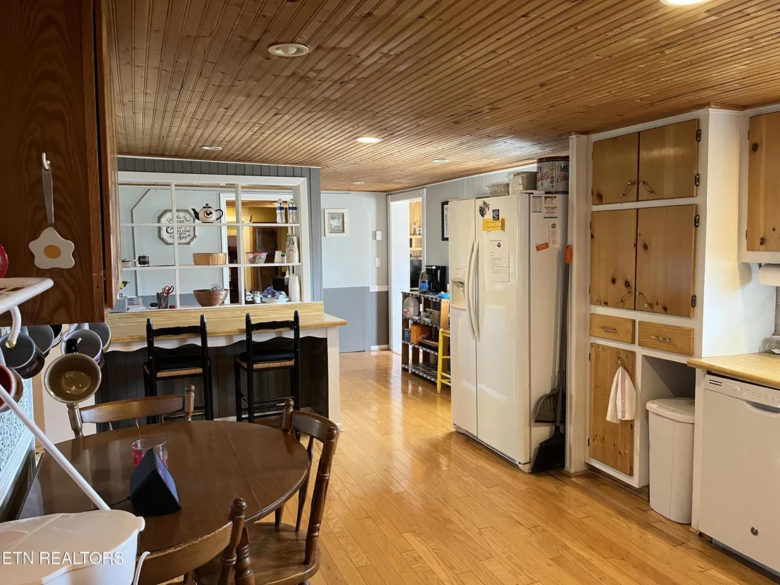Photo of 2330 Webb Rd