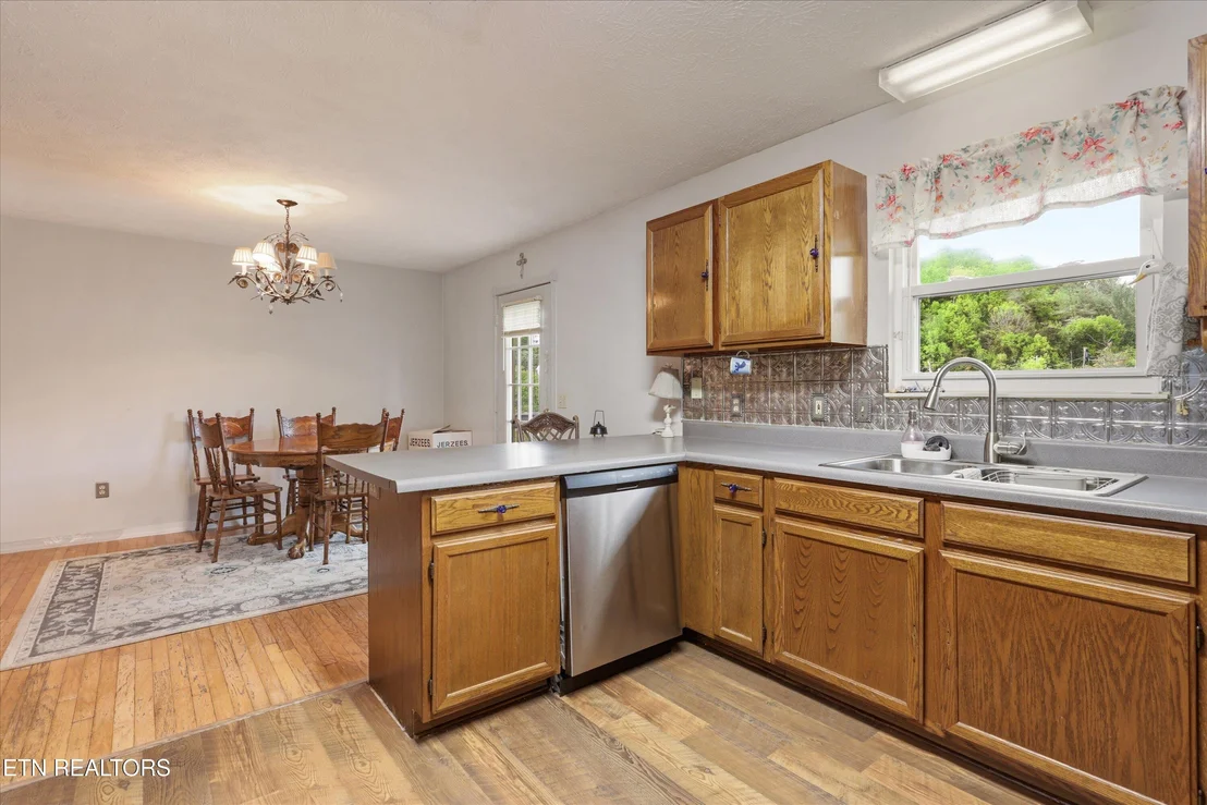 Photo of 354 Apple Valley Rd