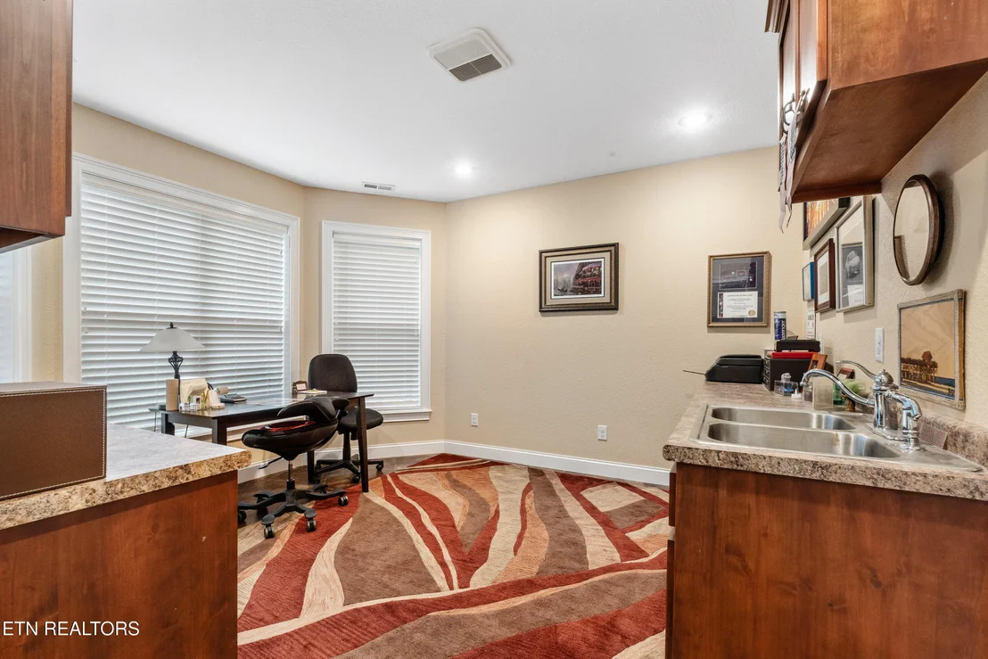 Photo of 106 Sunshine Way