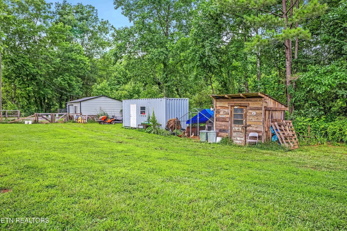 Photo of 516 Knob Rd