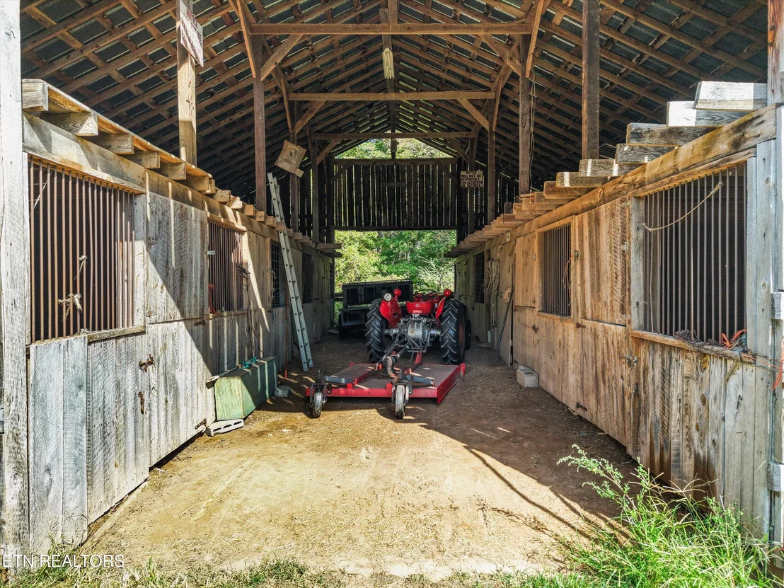 Photo of 2418 Tipton Loop Rd