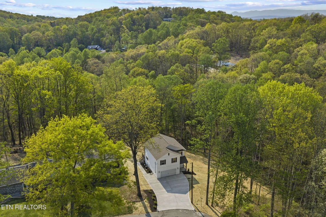 Photo of 159 Edgewood Heights Ln