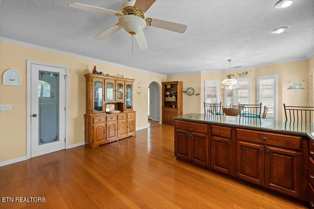 Photo of 674 Southview Circle