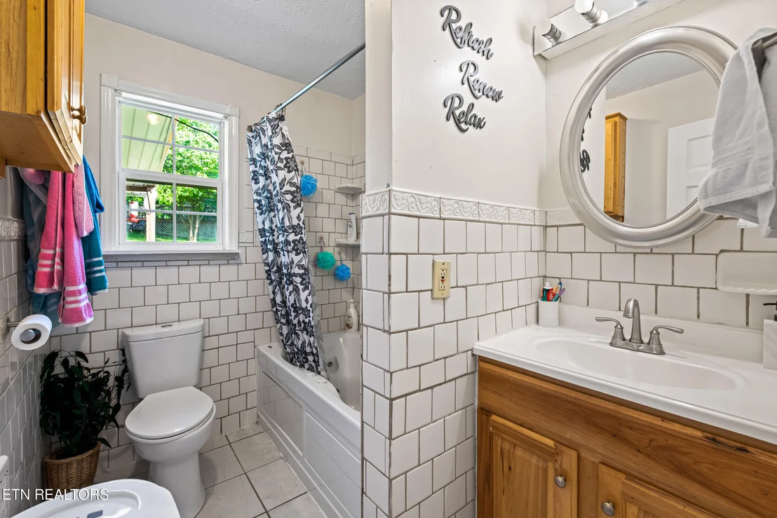 Photo of 310 Hollifield Drive