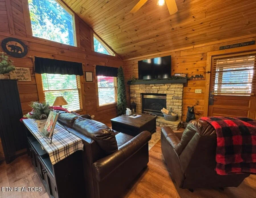 Photo of 919 Deer Run Way