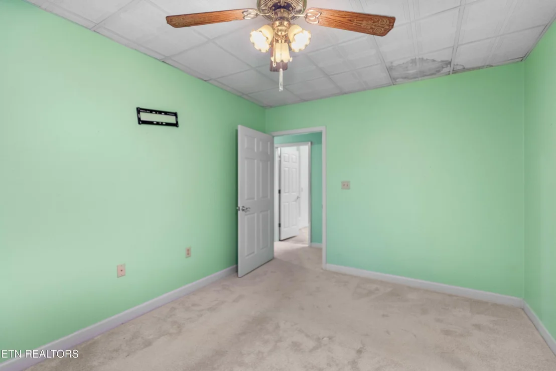 Photo of 1401 Brookfield Drive