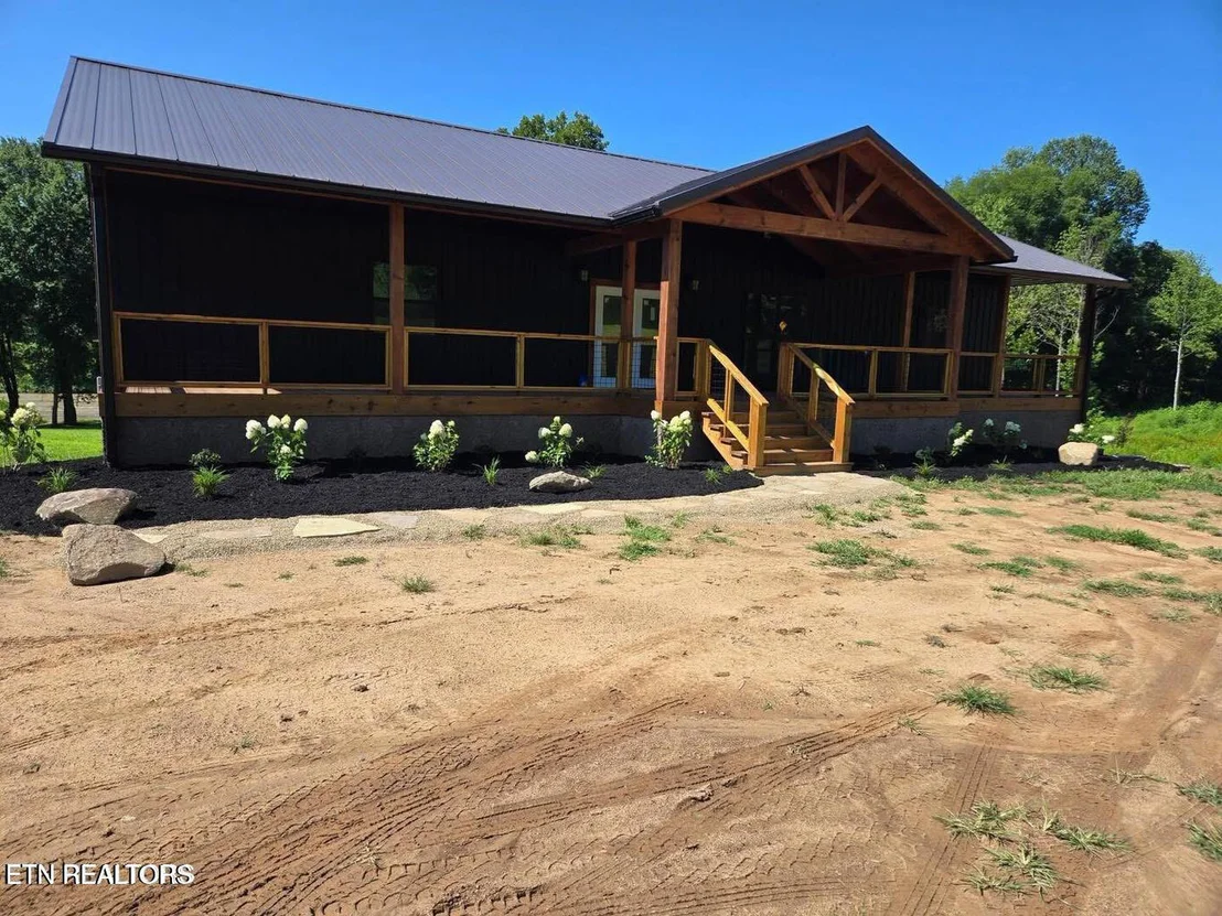 Photo of 3197 E Highway 25-70