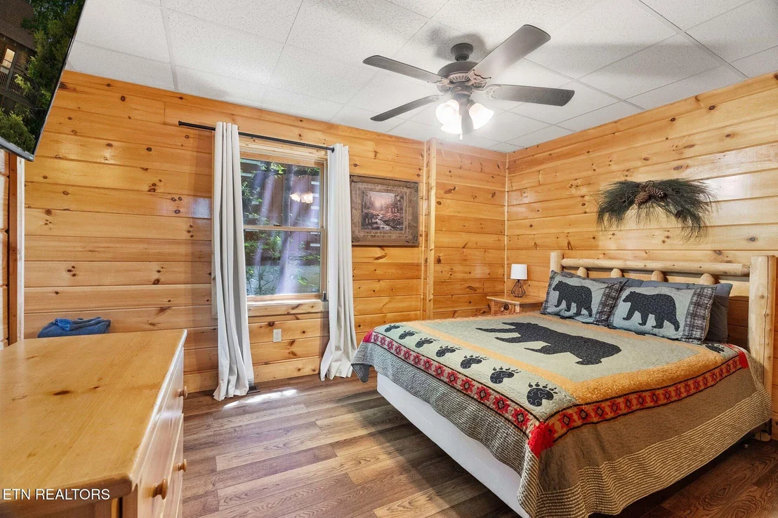 Photo of 746 Nighthawk Way