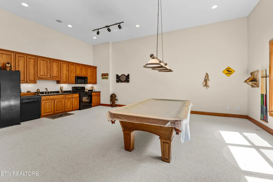 Photo of 122 Lakeside Trace