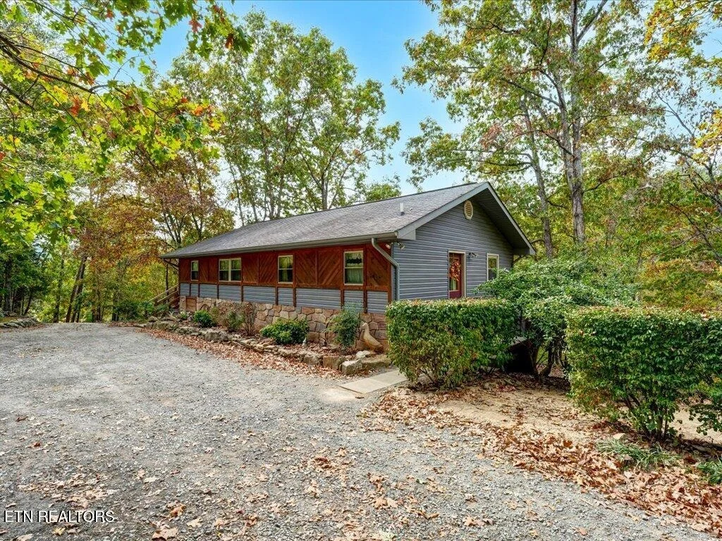 Photo of 434 Henry Clark Lane