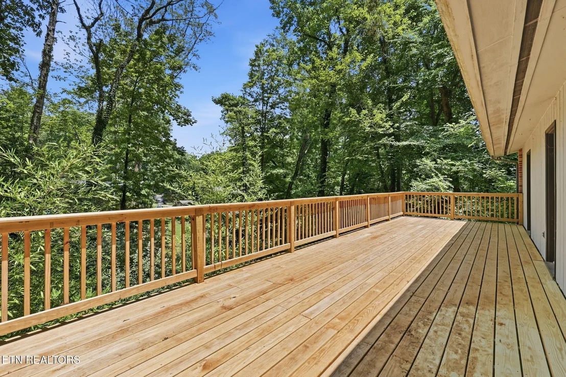 Photo of 114 Balboa Circle