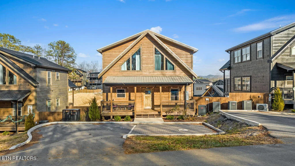 Photo of 2832 Sequoia Rd