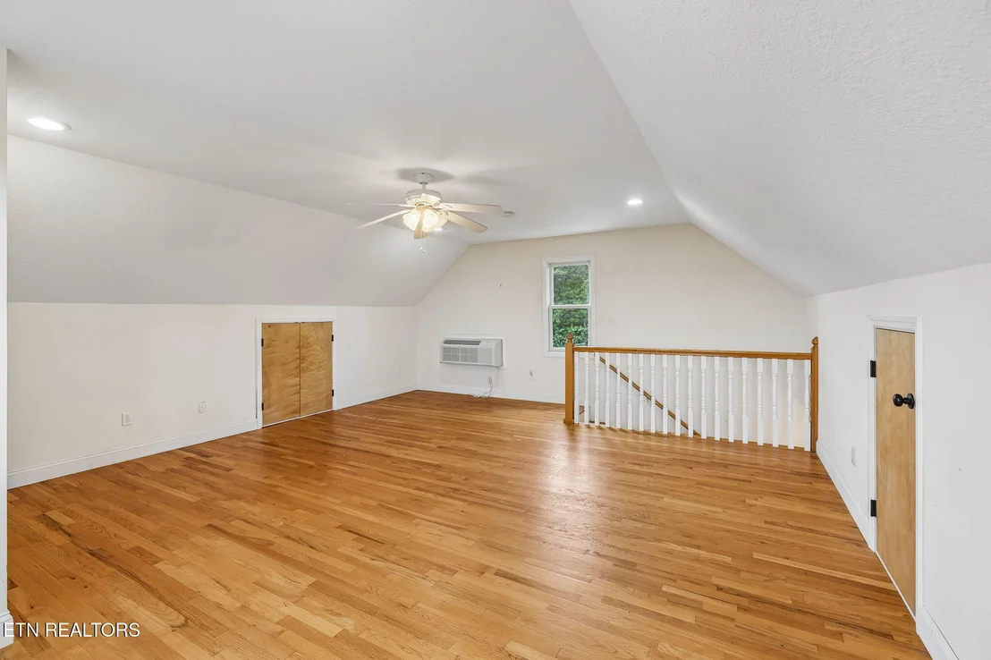 Photo of 355 County Road 470
