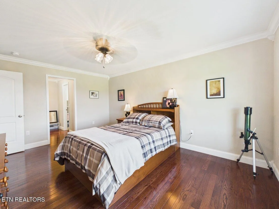 Photo of 317 Oak Grove Rd