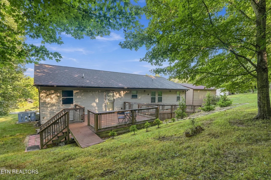 Photo of 2021 Compton Court