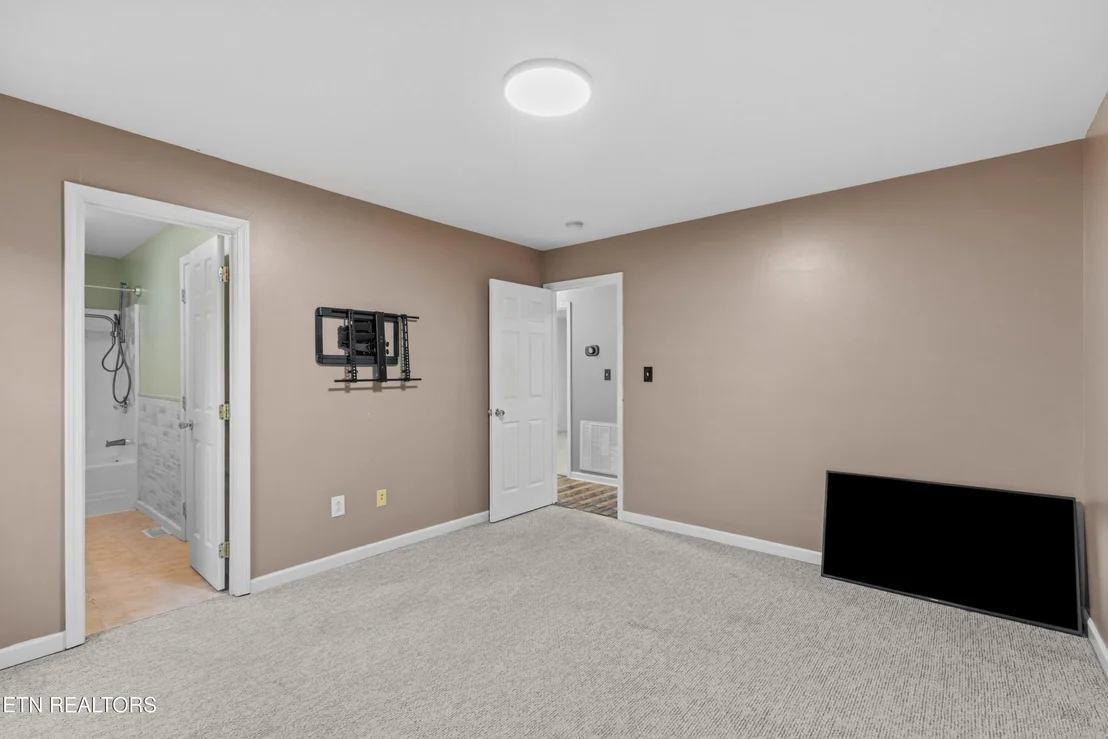 Photo of 202 Sandy Circle