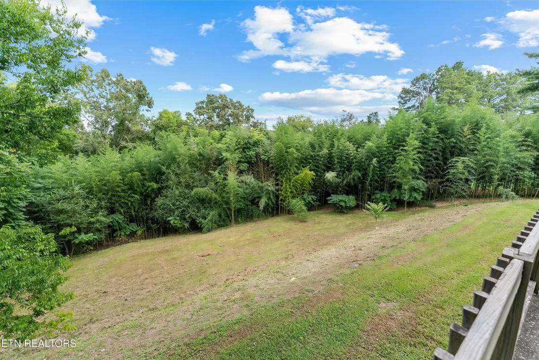 Photo of 561 Robinson Drive