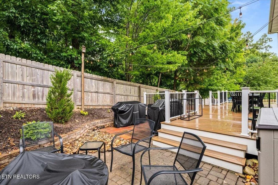 Photo of 6101 Starflower Lane