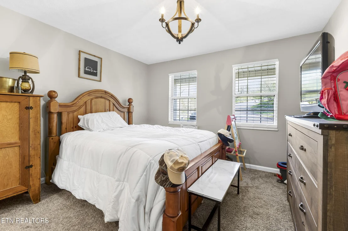 Photo of 1065 Briar Court