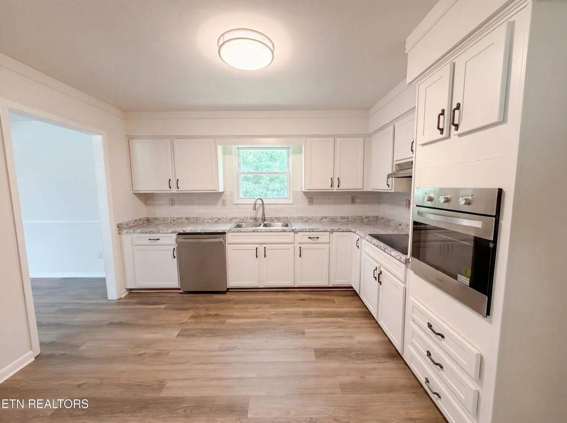 Photo of 819 Scenic Circle