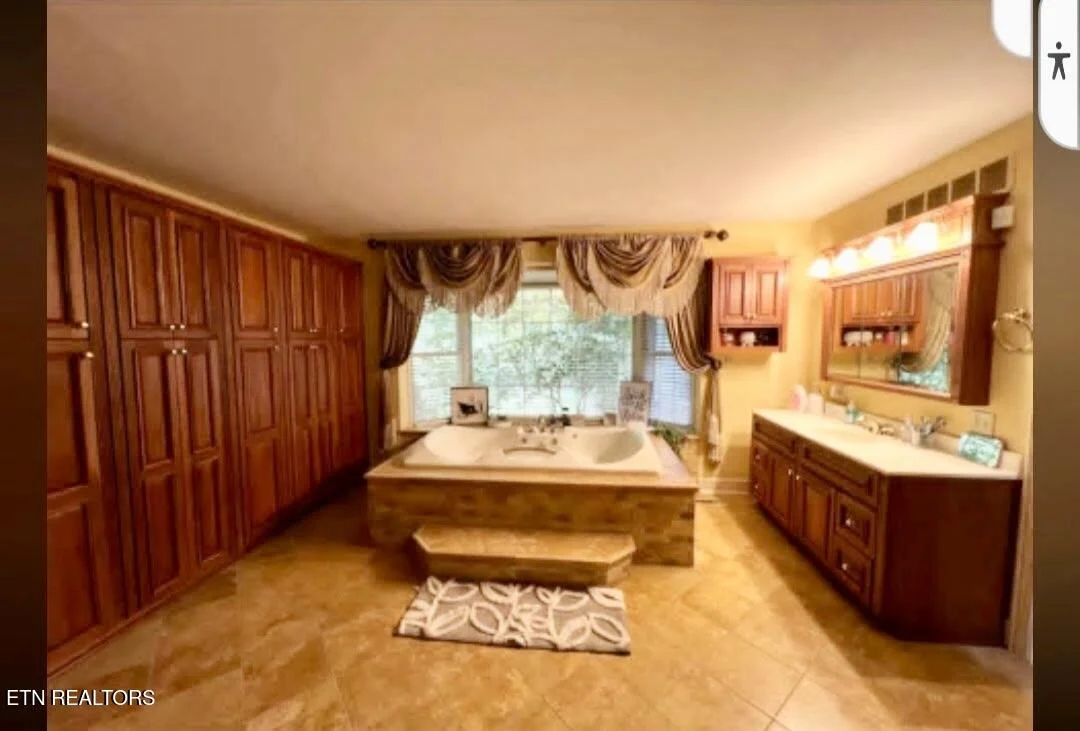 Photo of 348 Ridge Rd