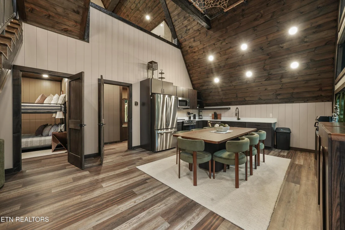 Photo of 615 Longbow Way