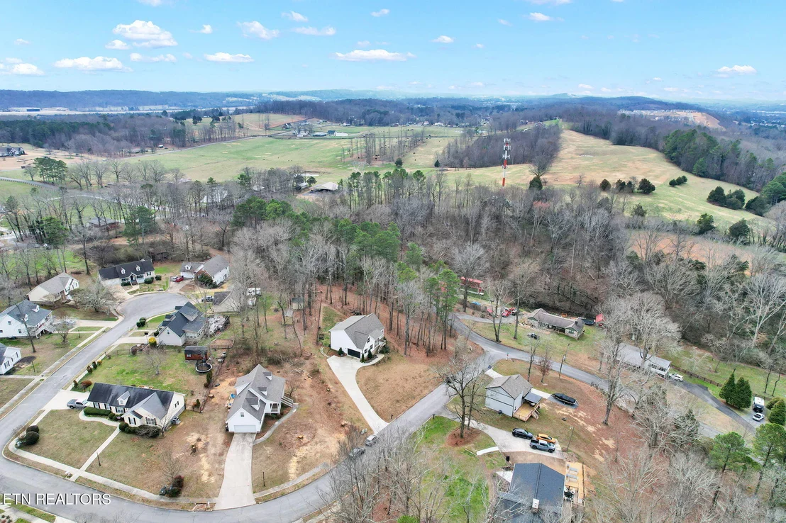 Photo of 110 NE Quail Run