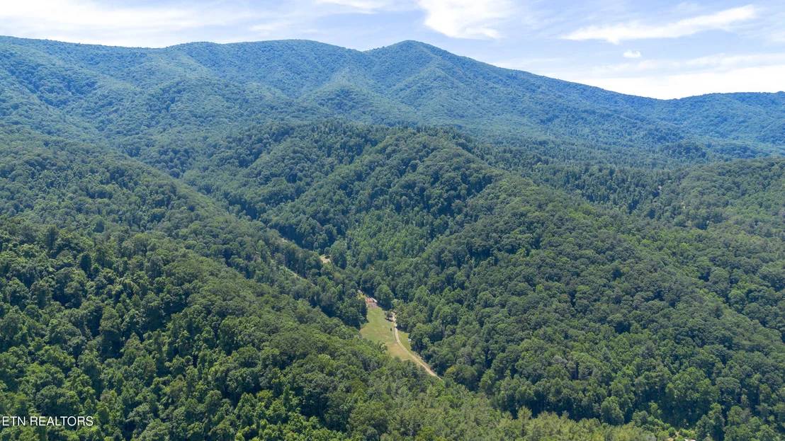 Photo of 800 Tumbling Creek Rd