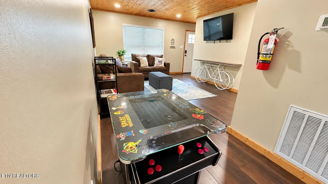 Photo of 2680 High Valley Drive