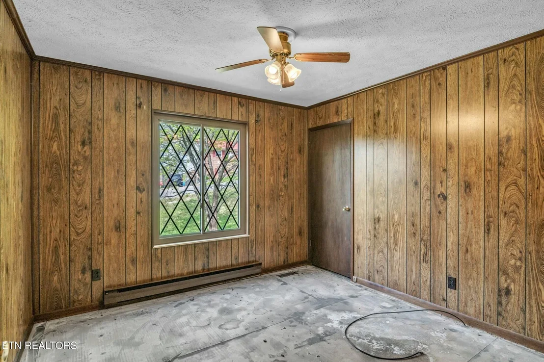 Photo of 2137 Highview Drive