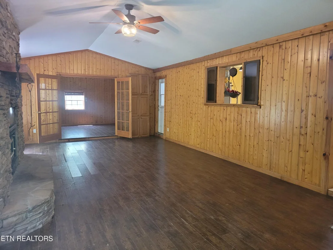 Photo of 540 Leistner