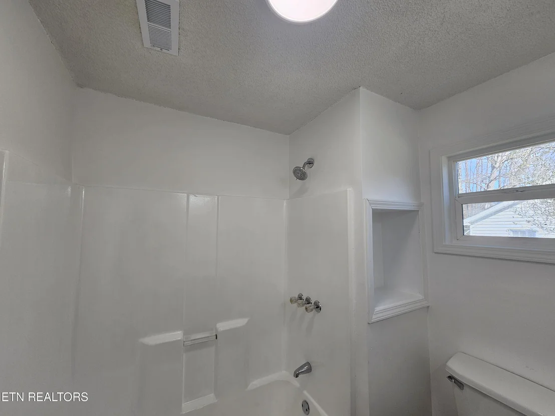 Photo of 1093 Old Bell High Rd