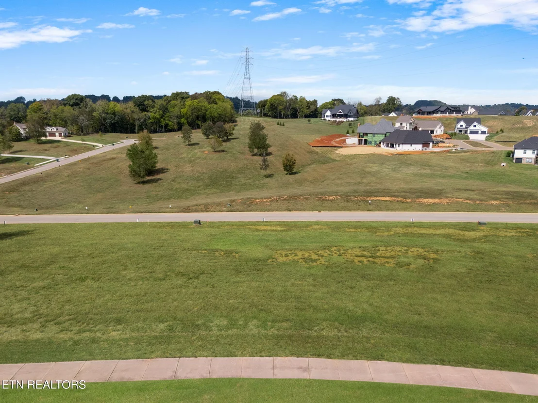 Photo of 1421 Mockingbird Lane