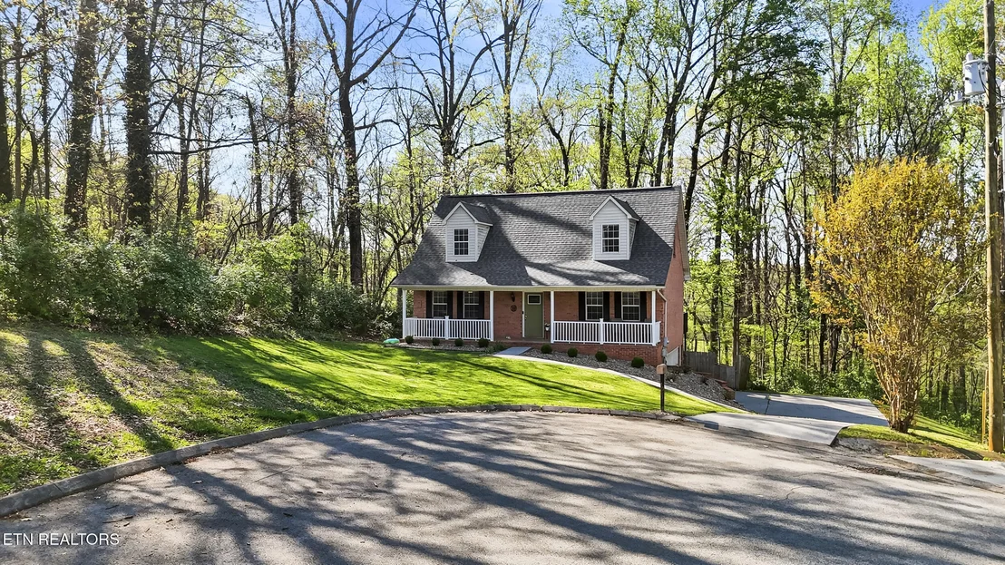 Photo of 1065 Briar Court