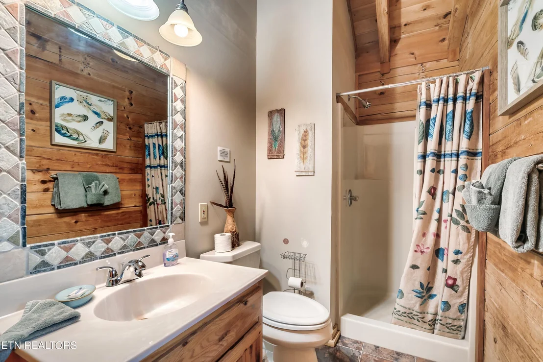 Photo of 722 Nighthawk Way
