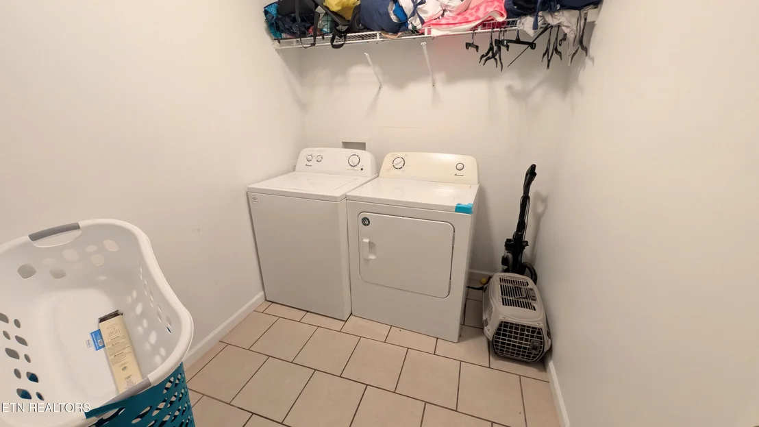 Photo of 447 Cornus Ave