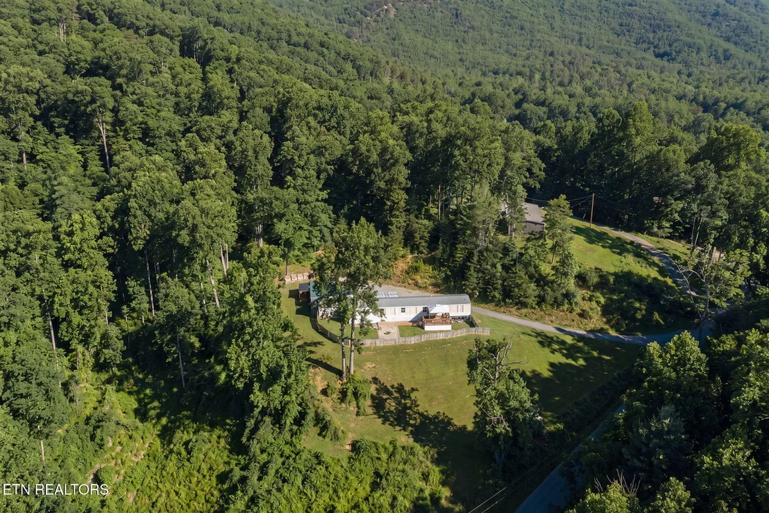 Photo of 425 Bazel Rd
