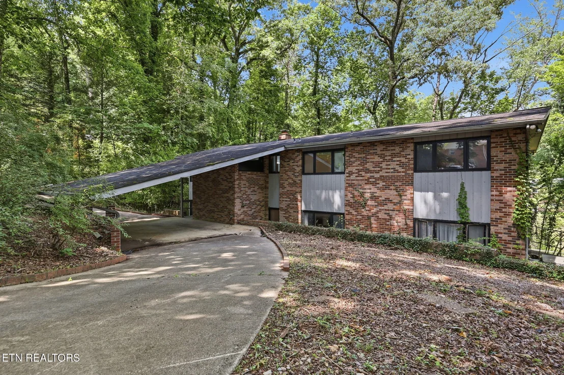 Photo of 114 Balboa Circle