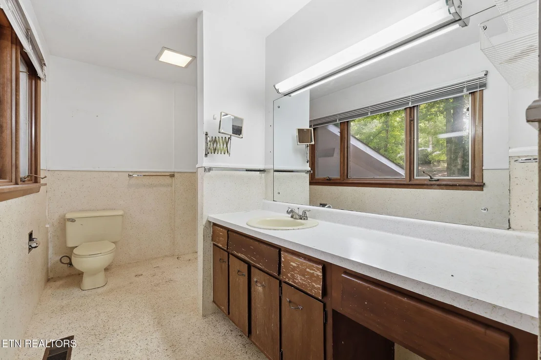 Photo of 114 Balboa Circle