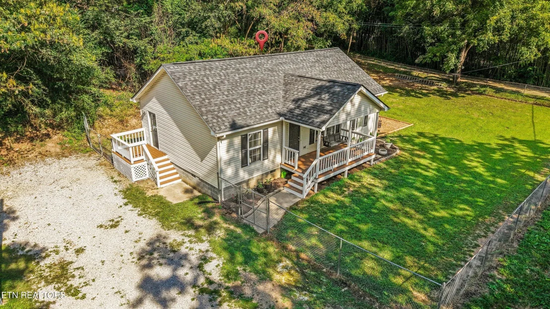 Photo of 1392 James Ferry Rd