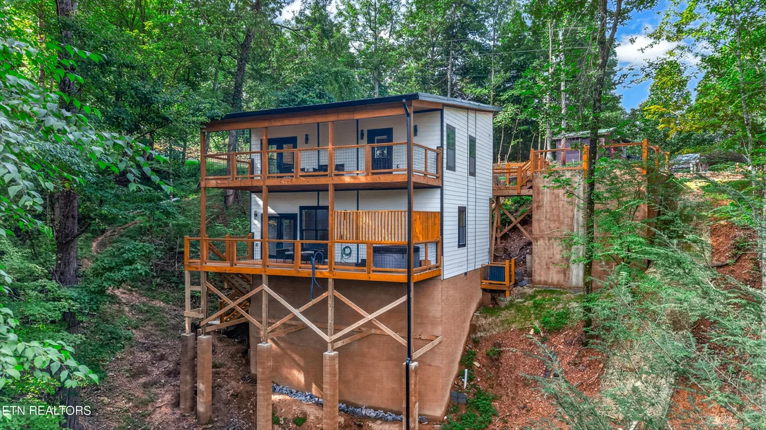 Photo of 741 Ski View Lane