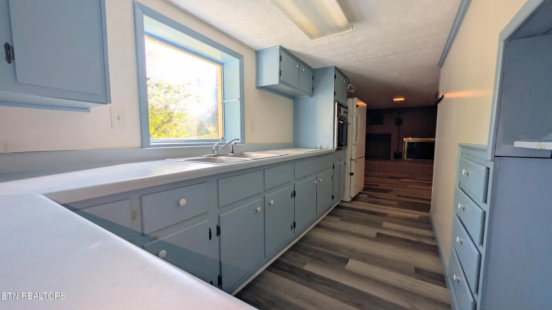 Photo of 821 Commanche Drive